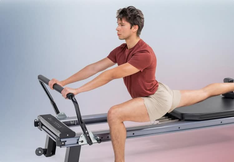man on allegro 2 reformer