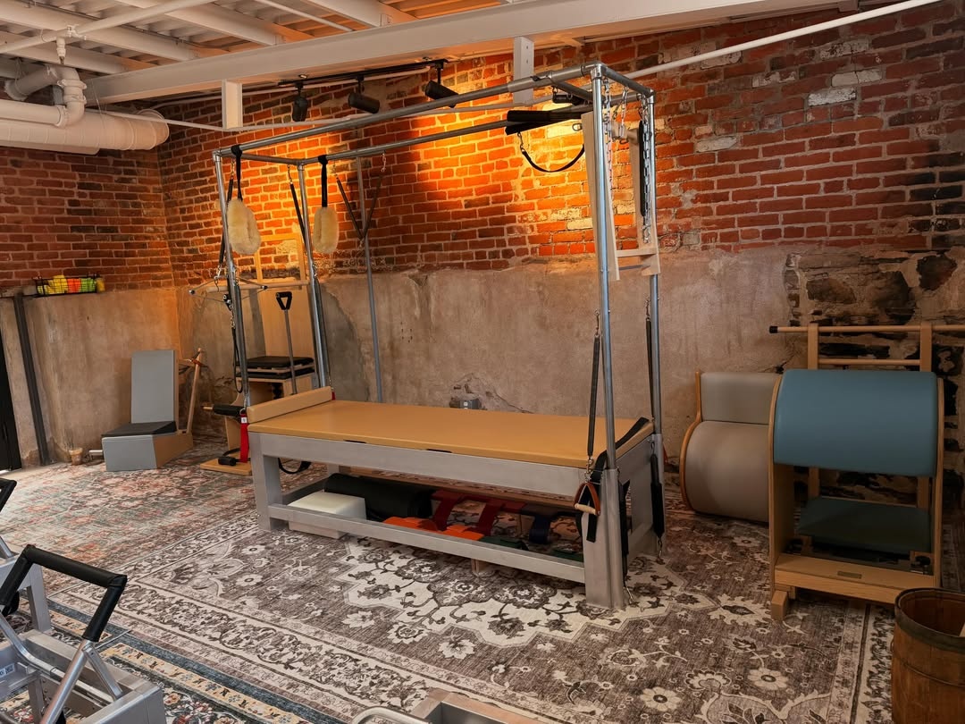 Contrology apparatus in platinum doe and wedgewood